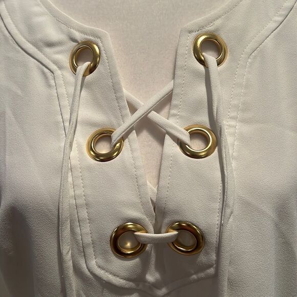 Trina Turk Bell Sleeve White Blouse Large - Picture 4 of 6